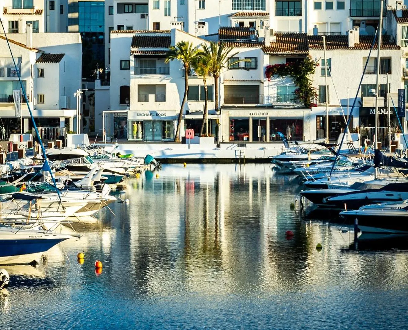 Marbella Banus Suites - Banus Playas Del Duque Beachside Residential 0*,
