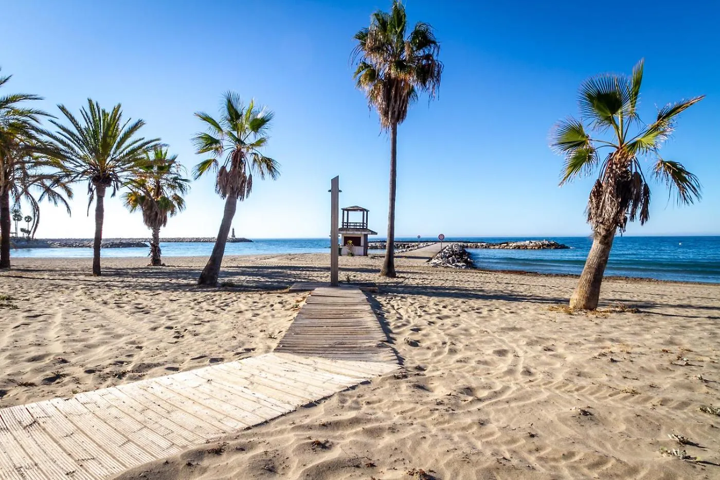 Marbella Banus Suites - Banus Playas Del Duque Beachside Residential