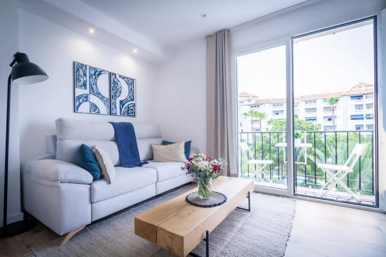 Marbella Banus Suites - Banus Playas Del Duque Beachside Residential 0*,  Spain